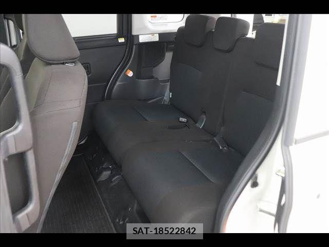 Toyota ROOMY 2021-03 8037973-12