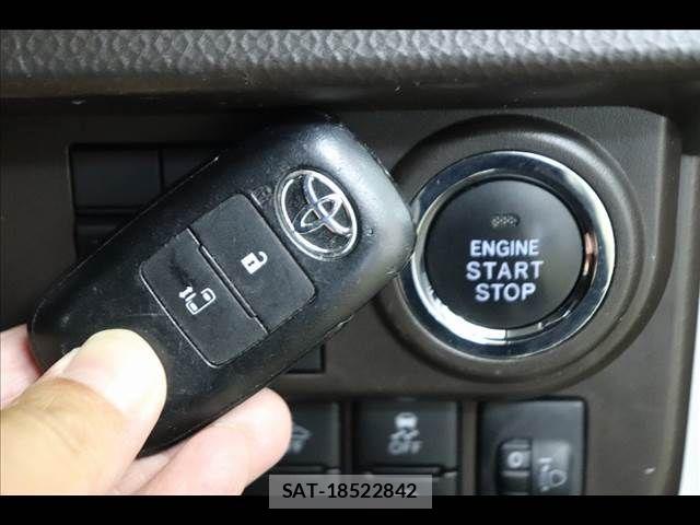 Toyota ROOMY 2021-03 8037973-3