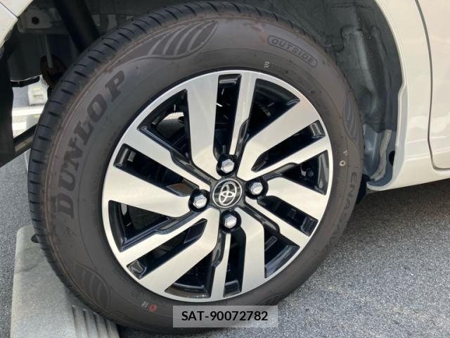 Toyota ROOMY 2025-08 8037963-6
