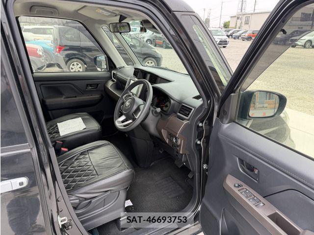 Toyota ROOMY 2023-12 8037968-2