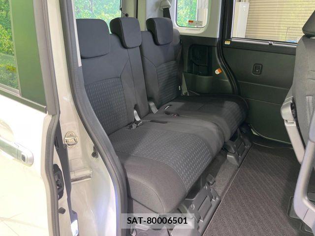 Toyota ROOMY 2022-04 8075378-8