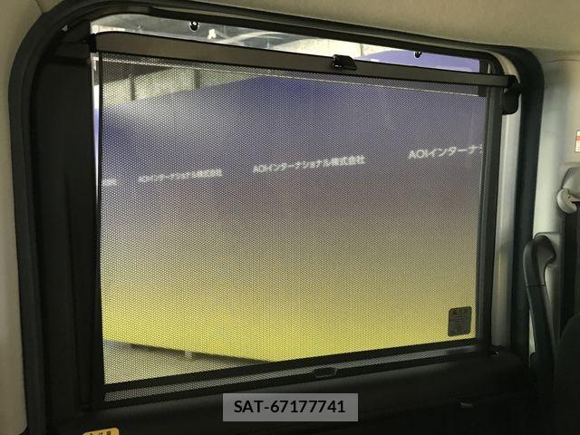 Toyota ROOMY 2019-04 8075384-19