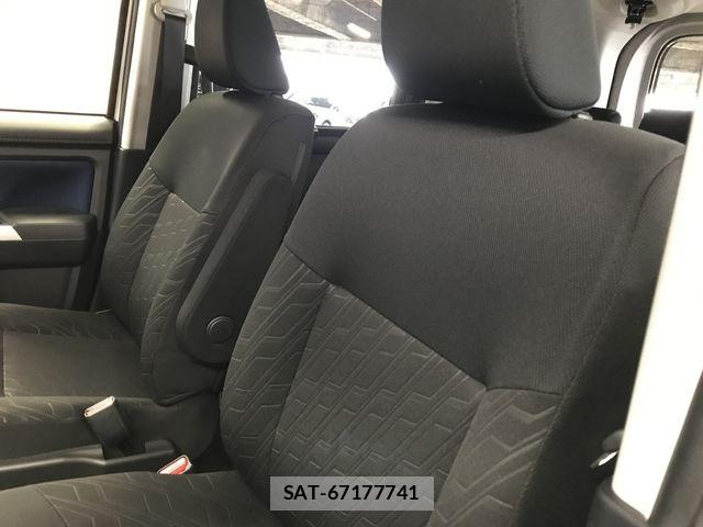 Toyota ROOMY 2019-04 8075384-5