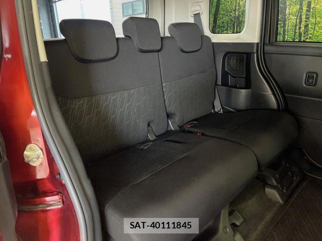 Toyota ROOMY 2019-08 8075392-8
