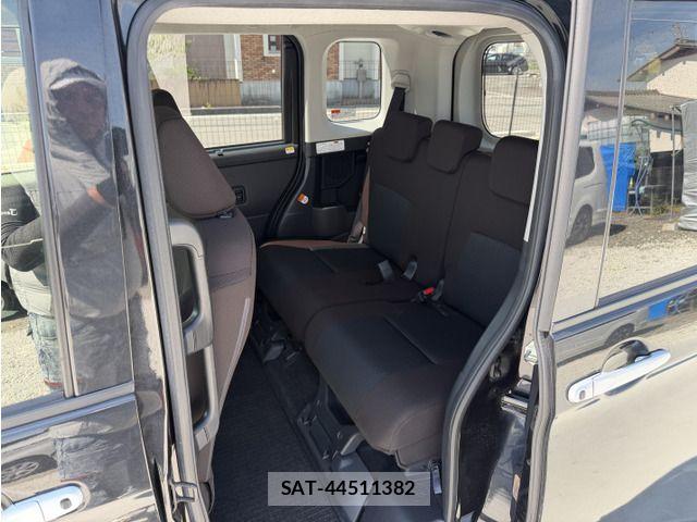 Toyota ROOMY 2022-05 8075388-18