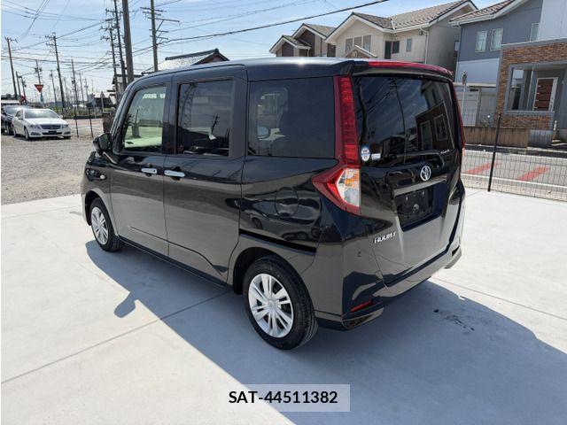 Toyota ROOMY 2022-05 8075388-5