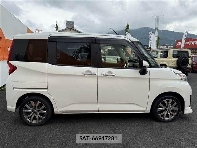 Toyota ROOMY 2018-09 8101616-11