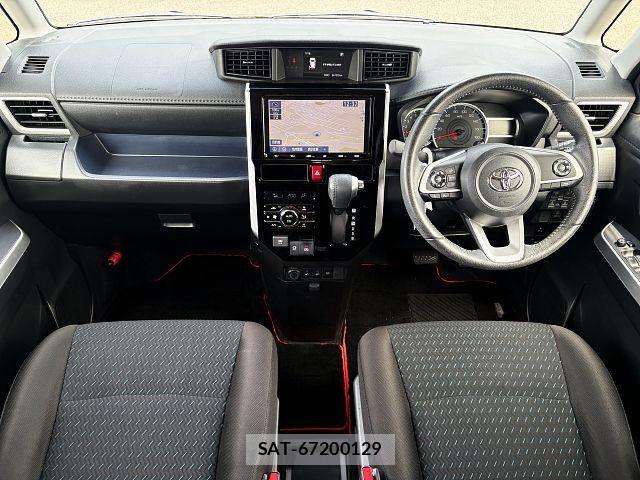 Toyota ROOMY 2022-05 8101610-1