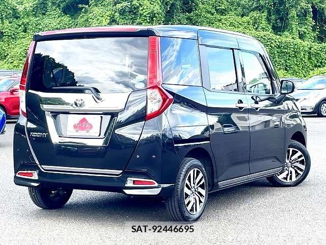 Toyota ROOMY 2020-07 8101611-2
