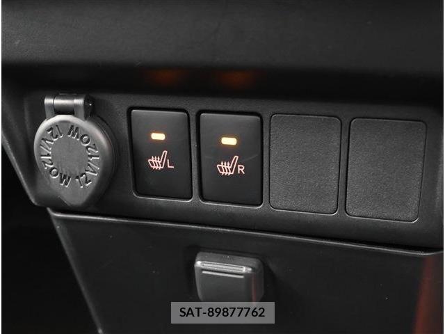 Toyota ROOMY 2024-07 8101613-11