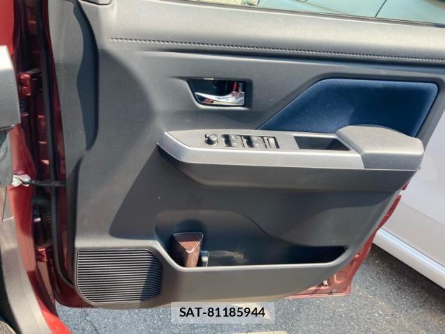 Toyota ROOMY 2021-08 8101619-11