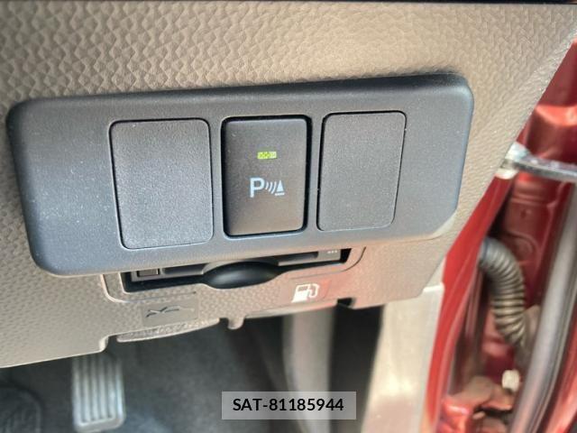 Toyota ROOMY 2021-08 8101619-14