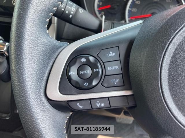 Toyota ROOMY 2021-08 8101619-18