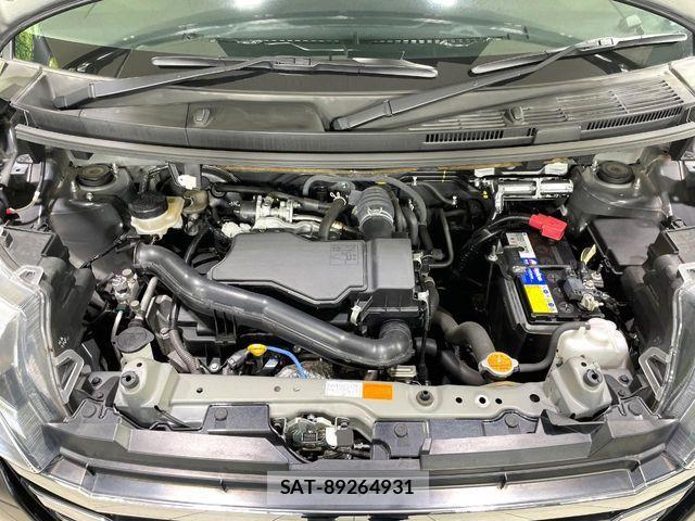 Toyota ROOMY 2021-02 8101612-17