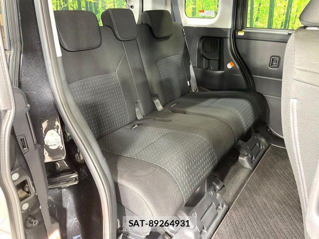 Toyota ROOMY 2021-02 8101612-8