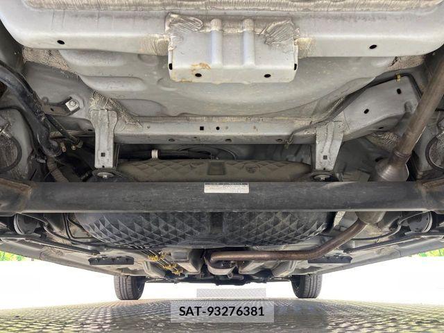 Toyota ROOMY 2017-09 8101640-19