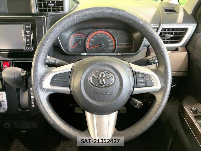Toyota ROOMY 2018-03 8101633-10