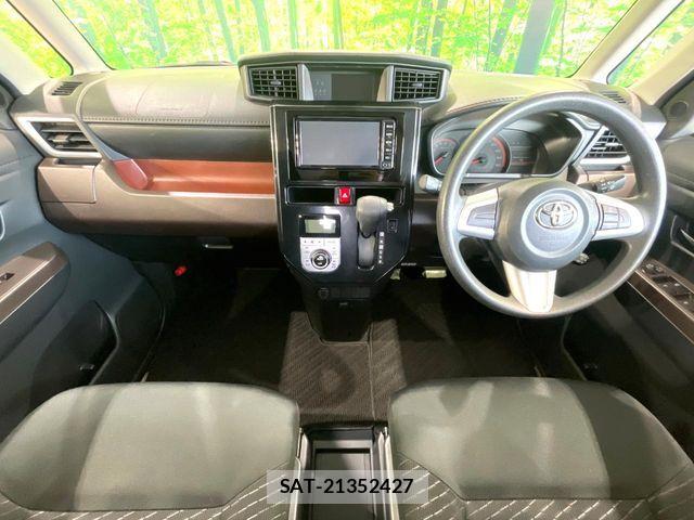 Toyota ROOMY 2018-03 8101633-1