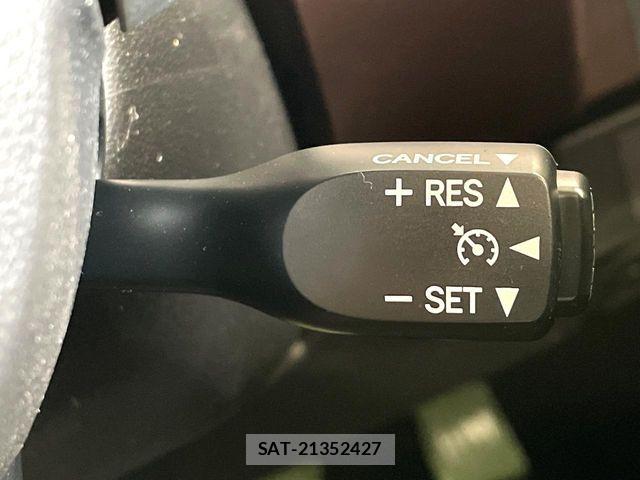 Toyota ROOMY 2018-03 8101633-5