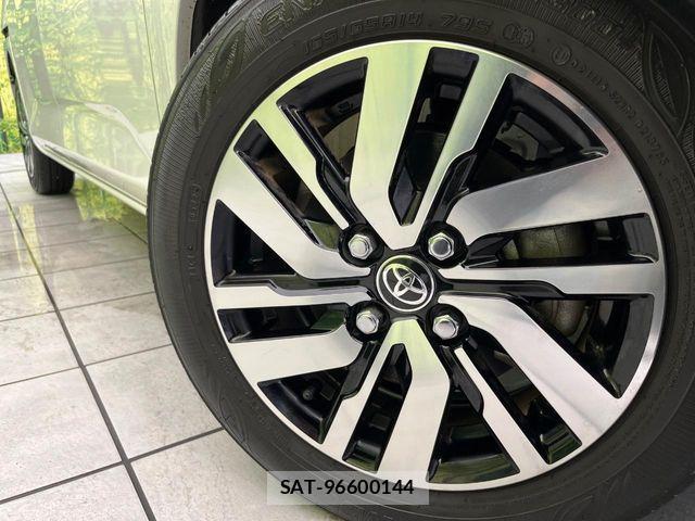 Toyota ROOMY 2022-03 8101609-12