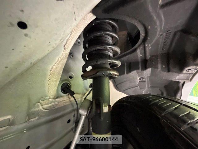 Toyota ROOMY 2022-03 8101609-19