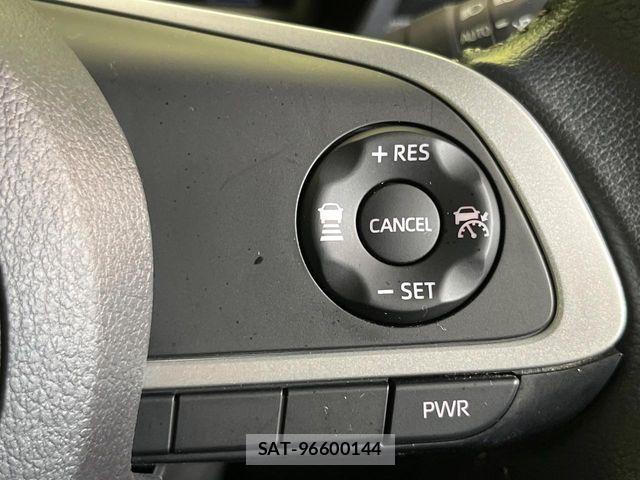 Toyota ROOMY 2022-03 8101609-6