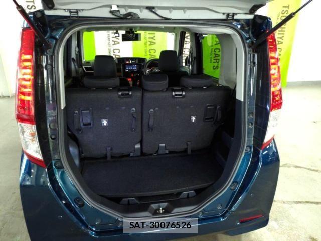 Toyota ROOMY 2017-09 8101620-24