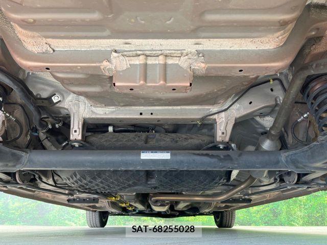 Toyota ROOMY 2019-08 8101621-18