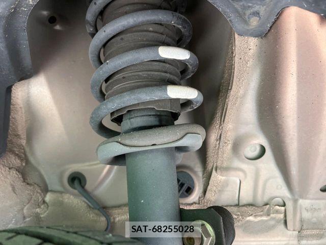 Toyota ROOMY 2019-08 8101621-19