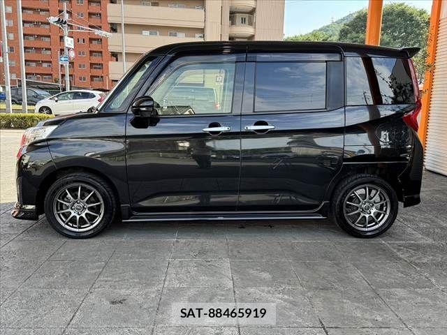Toyota ROOMY 2017-10 8101631-10