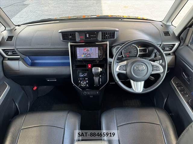 Toyota ROOMY 2017-10 8101631-1