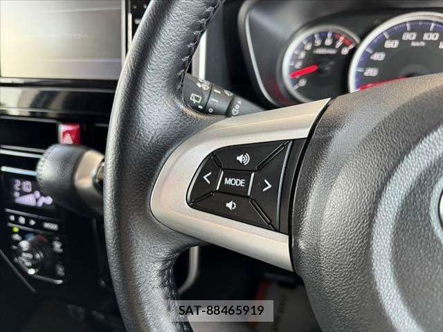 Toyota ROOMY 2017-10 8101631-22