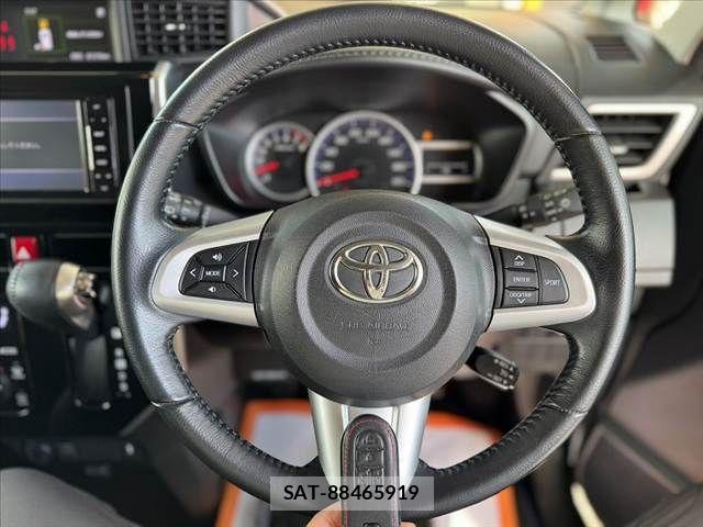 Toyota ROOMY 2017-10 8101631-6