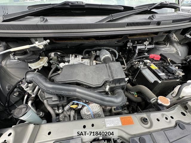 Toyota ROOMY 2022-07 8101630-29