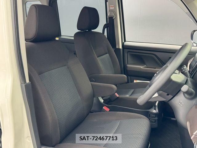 Toyota ROOMY 2025-04 8101608-16