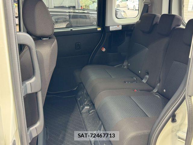 Toyota ROOMY 2025-04 8101608-19