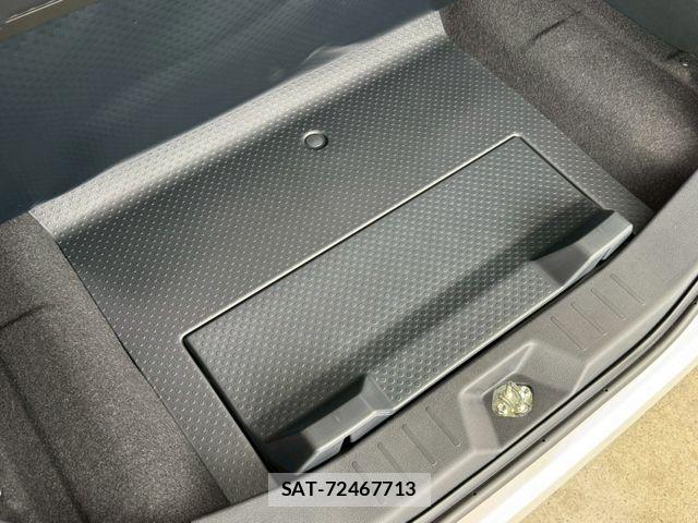Toyota ROOMY 2025-04 8101608-24