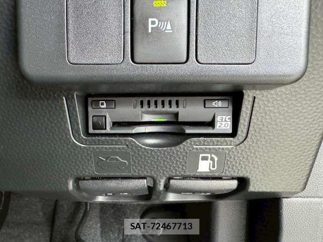 Toyota ROOMY 2025-04 8101608-7