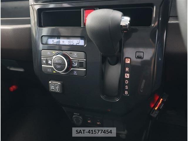 Toyota ROOMY 2024-07 8101614-10
