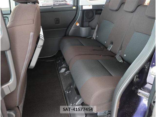 Toyota ROOMY 2024-07 8101614-18