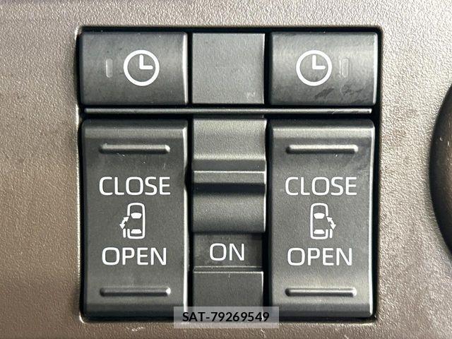 Toyota ROOMY 2022-02 8132137-4