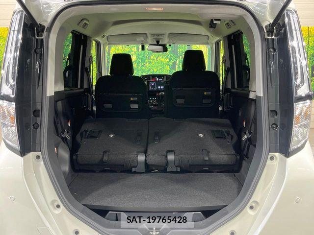 Toyota ROOMY 2022-06 8132114-9