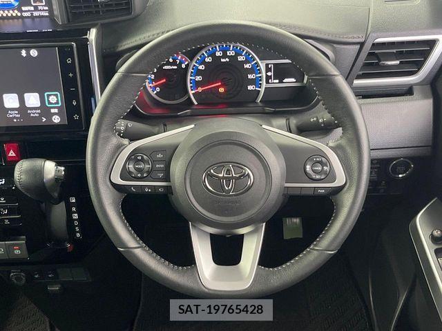 Toyota ROOMY 2022-06 8132114-10