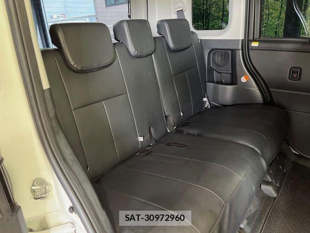 Toyota ROOMY 2022-01 8132122-10
