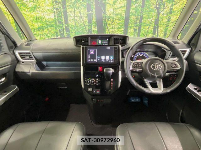 Toyota ROOMY 2022-01 8132122-1