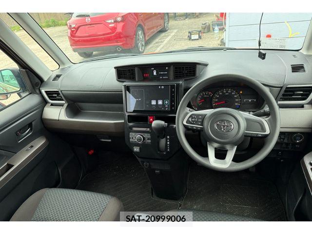 Toyota ROOMY 2021-12 8132139-12