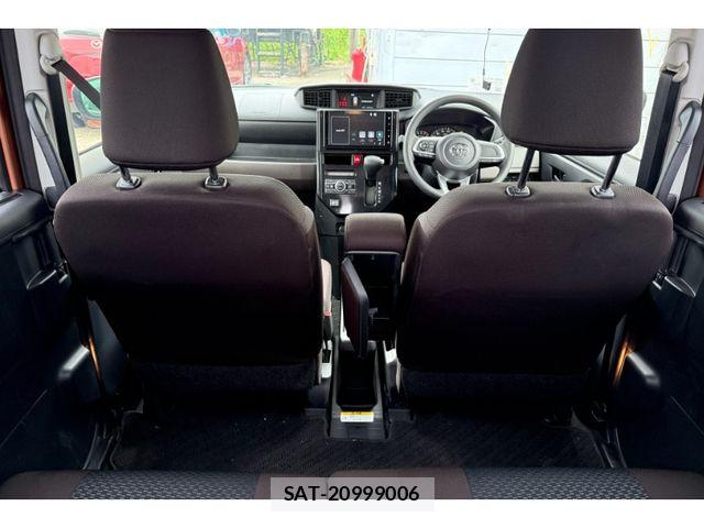 Toyota ROOMY 2021-12 8132139-16