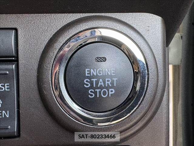 Toyota ROOMY 2021-03 8132123-25