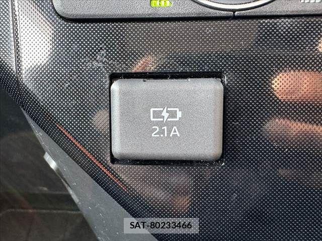 Toyota ROOMY 2021-03 8132123-29