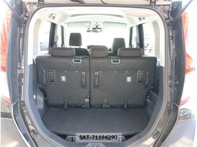 Toyota ROOMY 2023-12 8132130-18